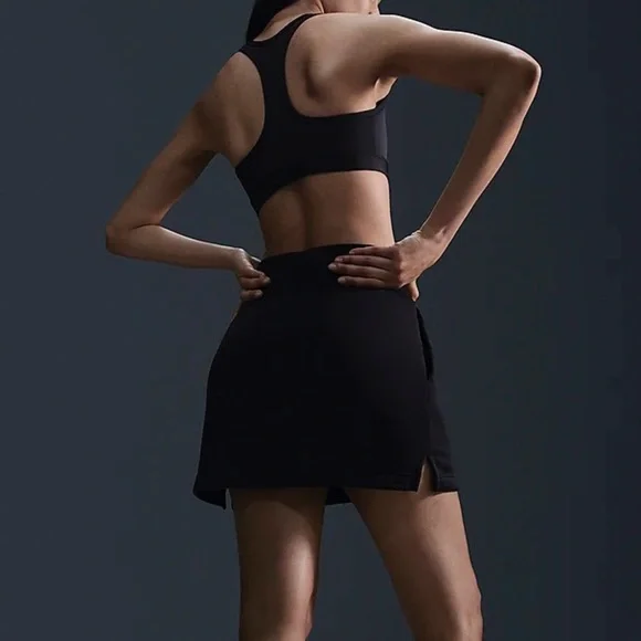 nwt Nike Swoosh Women's Black Sports Bra Size Small - Picture 12 of 14